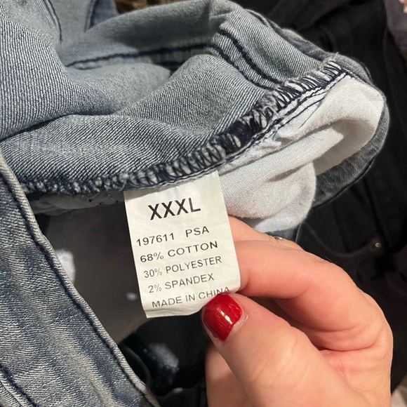 Women’s Flamingo Flare Jeans - Picture 5 of 5